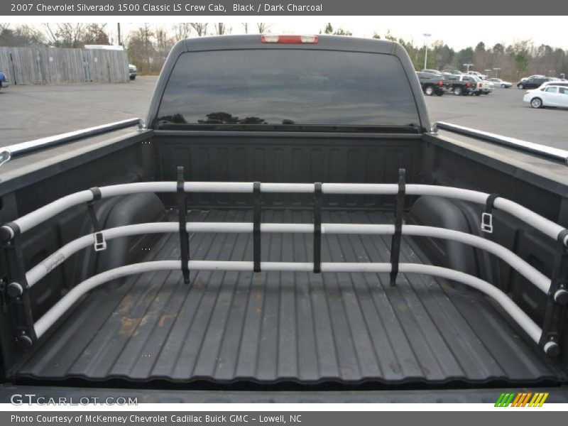 Black / Dark Charcoal 2007 Chevrolet Silverado 1500 Classic LS Crew Cab