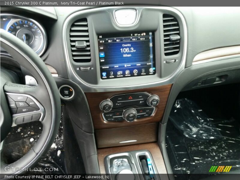 Ivory Tri-Coat Pearl / Platinum Black 2015 Chrysler 300 C Platinum