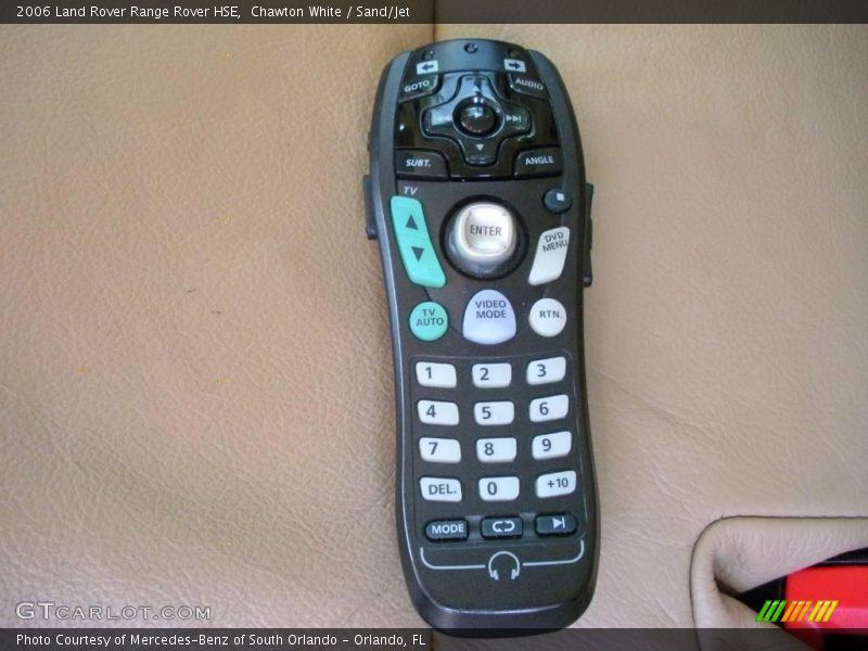 Chawton White / Sand/Jet 2006 Land Rover Range Rover HSE