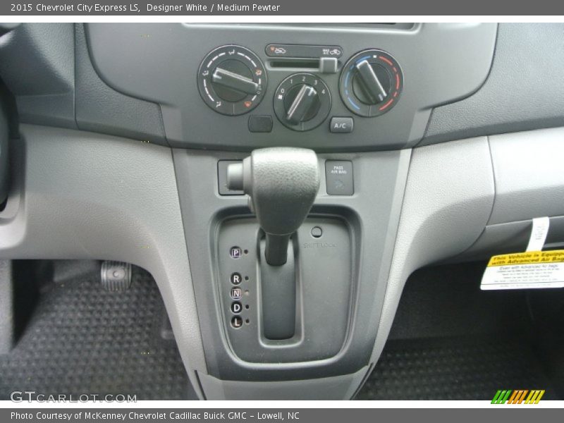 Designer White / Medium Pewter 2015 Chevrolet City Express LS