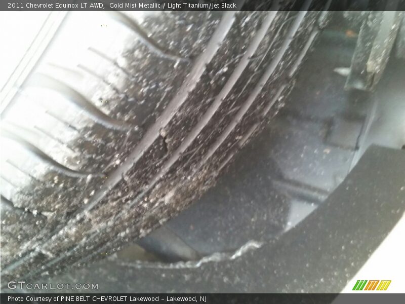 Gold Mist Metallic / Light Titanium/Jet Black 2011 Chevrolet Equinox LT AWD