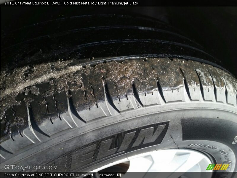 Gold Mist Metallic / Light Titanium/Jet Black 2011 Chevrolet Equinox LT AWD