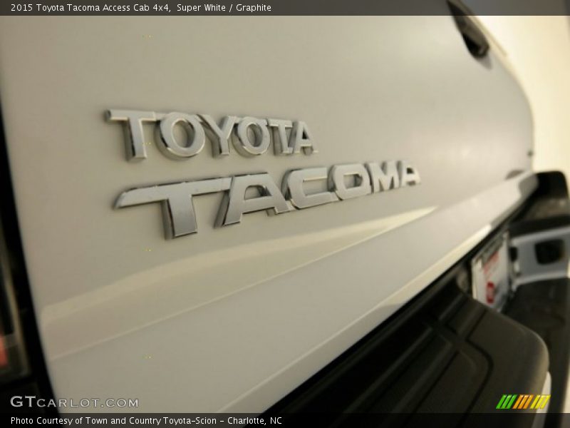 Super White / Graphite 2015 Toyota Tacoma Access Cab 4x4