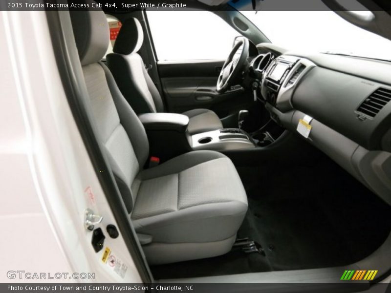 Super White / Graphite 2015 Toyota Tacoma Access Cab 4x4