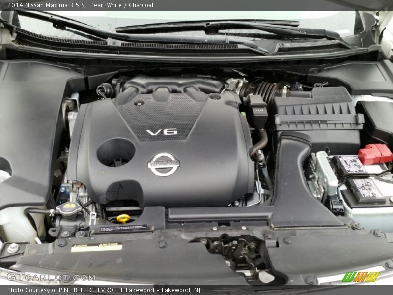 Pearl White / Charcoal 2014 Nissan Maxima 3.5 S