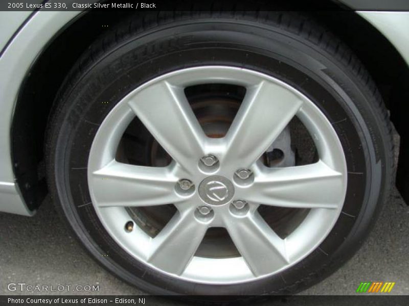 Classic Silver Metallic / Black 2005 Lexus ES 330