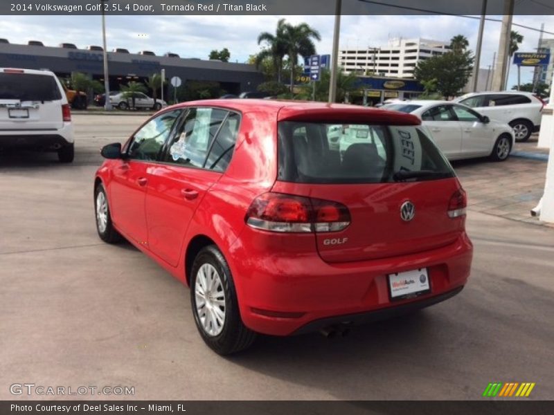 Tornado Red / Titan Black 2014 Volkswagen Golf 2.5L 4 Door