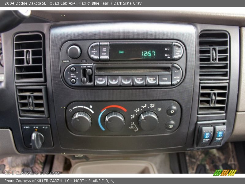 Patriot Blue Pearl / Dark Slate Gray 2004 Dodge Dakota SLT Quad Cab 4x4