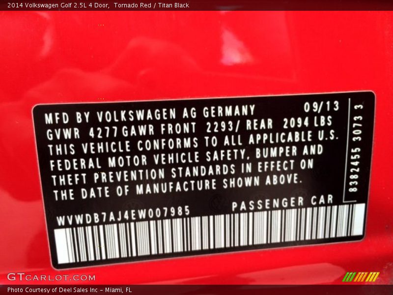 Tornado Red / Titan Black 2014 Volkswagen Golf 2.5L 4 Door