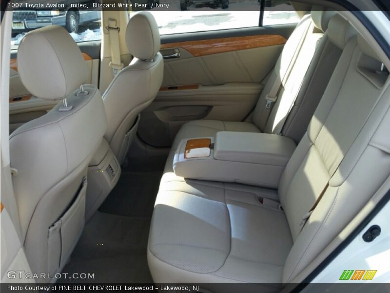 Blizzard White Pearl / Ivory 2007 Toyota Avalon Limited