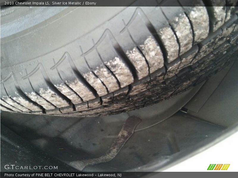 Silver Ice Metallic / Ebony 2010 Chevrolet Impala LS