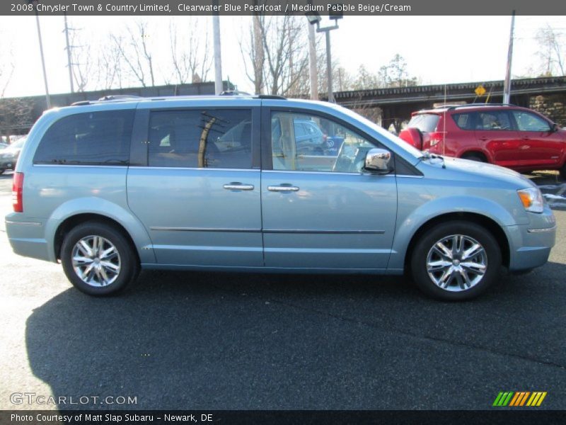 Clearwater Blue Pearlcoat / Medium Pebble Beige/Cream 2008 Chrysler Town & Country Limited