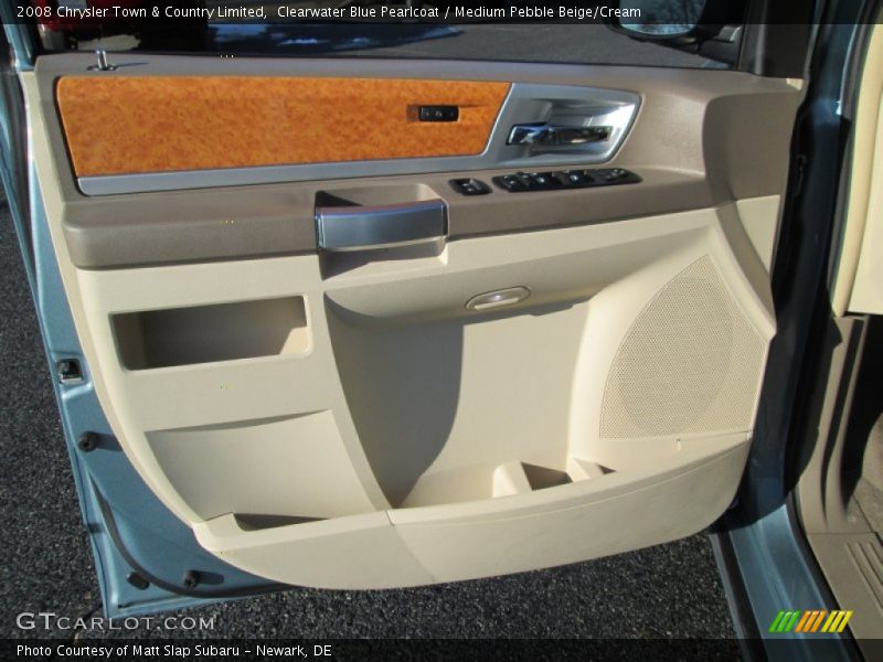 Clearwater Blue Pearlcoat / Medium Pebble Beige/Cream 2008 Chrysler Town & Country Limited