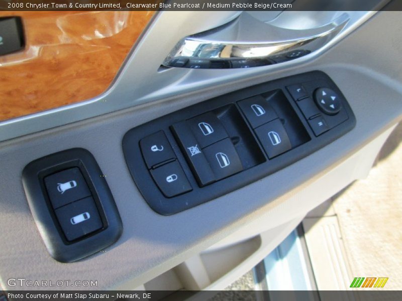 Clearwater Blue Pearlcoat / Medium Pebble Beige/Cream 2008 Chrysler Town & Country Limited