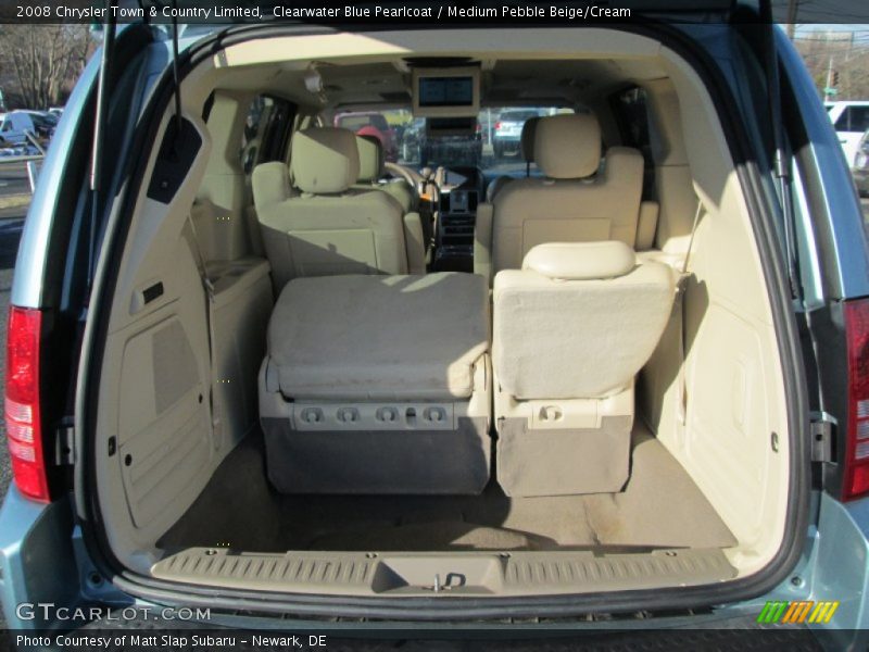 Clearwater Blue Pearlcoat / Medium Pebble Beige/Cream 2008 Chrysler Town & Country Limited