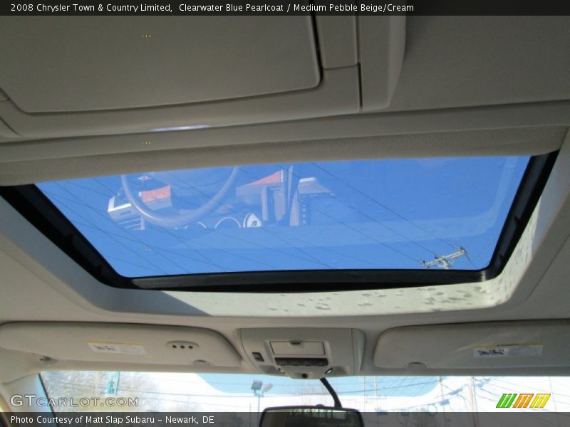 Clearwater Blue Pearlcoat / Medium Pebble Beige/Cream 2008 Chrysler Town & Country Limited