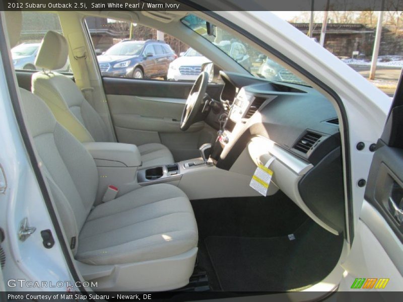Satin White Pearl / Warm Ivory 2012 Subaru Outback 2.5i