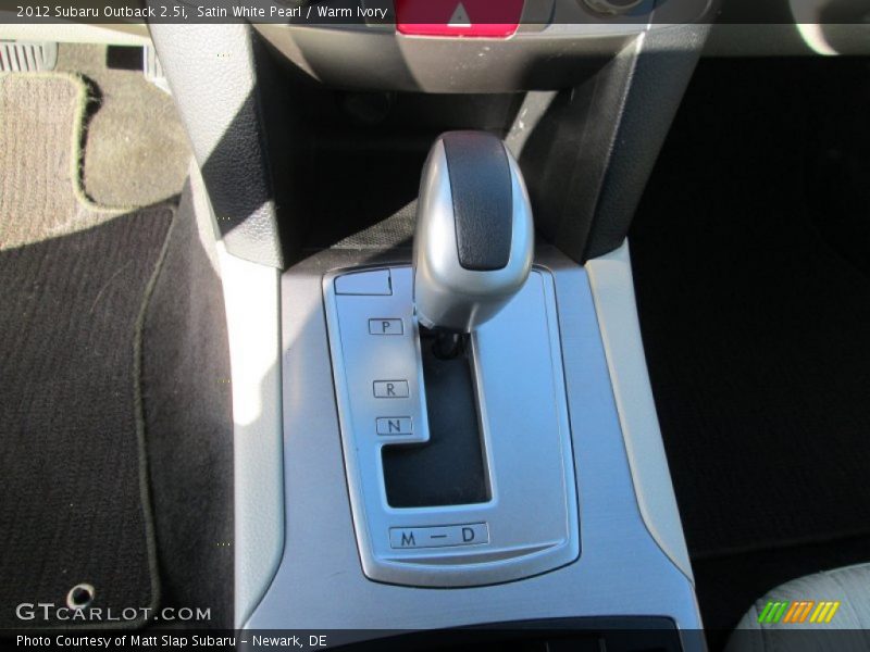 Satin White Pearl / Warm Ivory 2012 Subaru Outback 2.5i