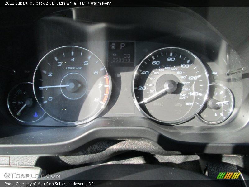 Satin White Pearl / Warm Ivory 2012 Subaru Outback 2.5i