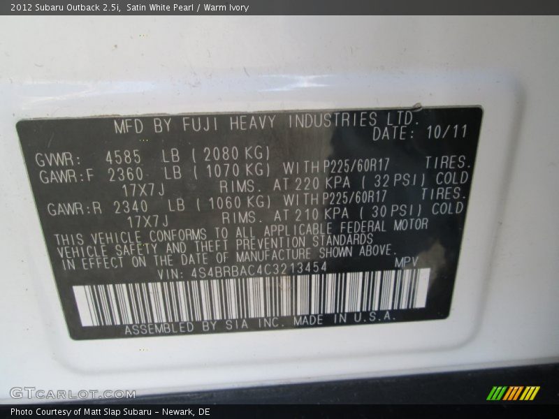 Satin White Pearl / Warm Ivory 2012 Subaru Outback 2.5i