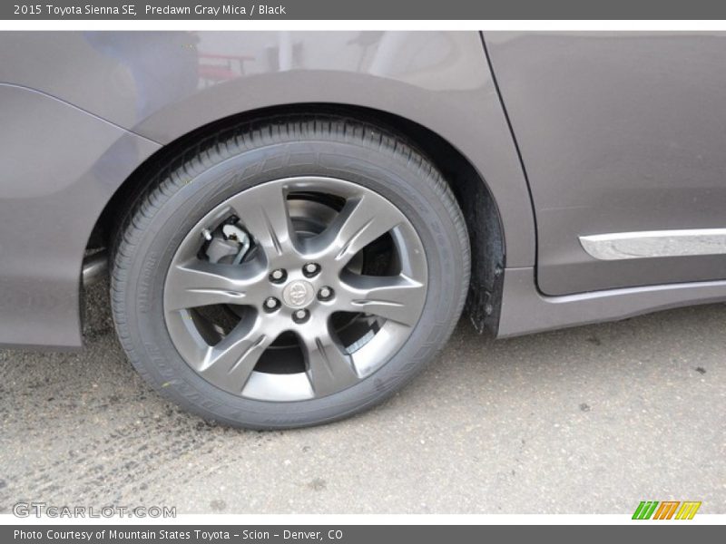 Predawn Gray Mica / Black 2015 Toyota Sienna SE