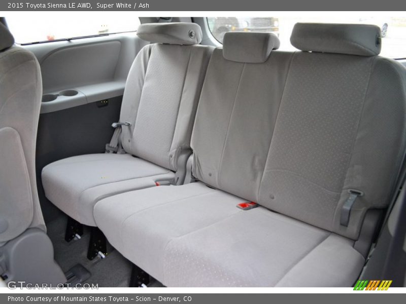 Super White / Ash 2015 Toyota Sienna LE AWD