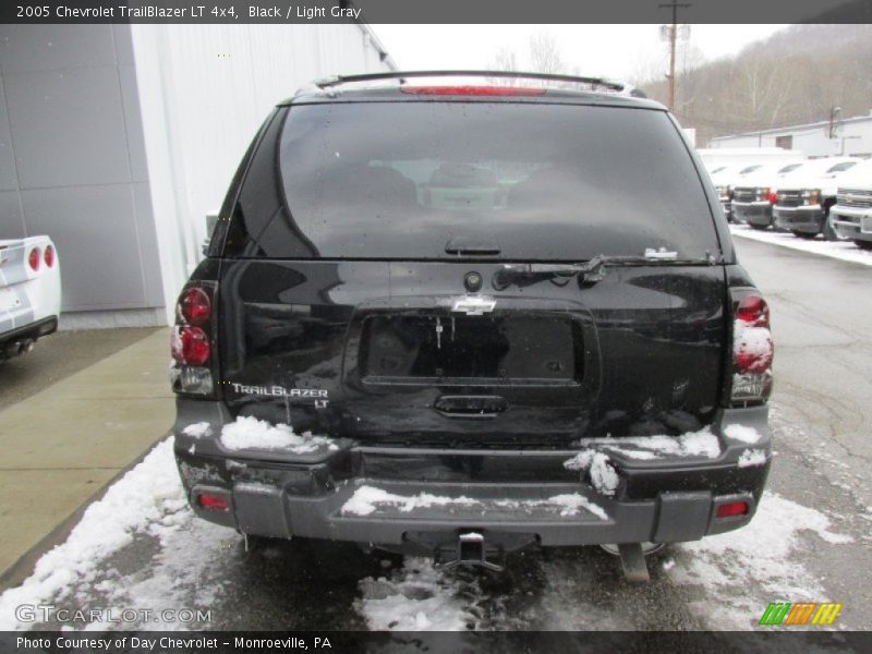 Black / Light Gray 2005 Chevrolet TrailBlazer LT 4x4
