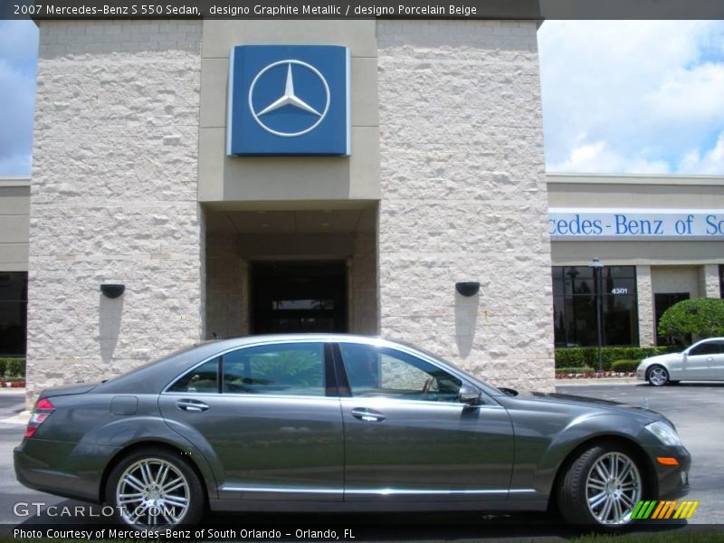 designo Graphite Metallic / designo Porcelain Beige 2007 Mercedes-Benz S 550 Sedan