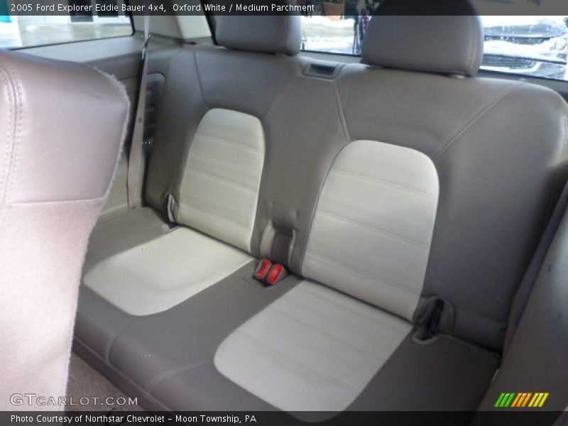 Oxford White / Medium Parchment 2005 Ford Explorer Eddie Bauer 4x4