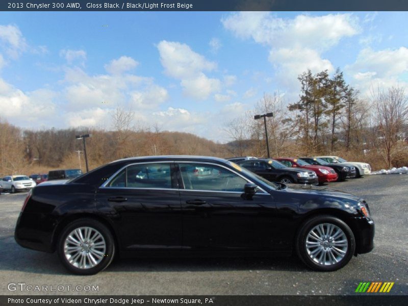 Gloss Black / Black/Light Frost Beige 2013 Chrysler 300 AWD