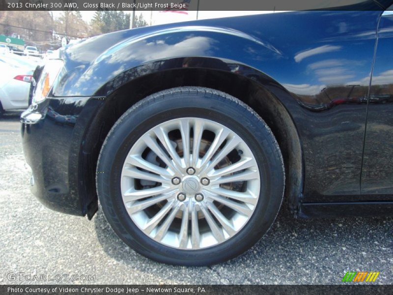 Gloss Black / Black/Light Frost Beige 2013 Chrysler 300 AWD