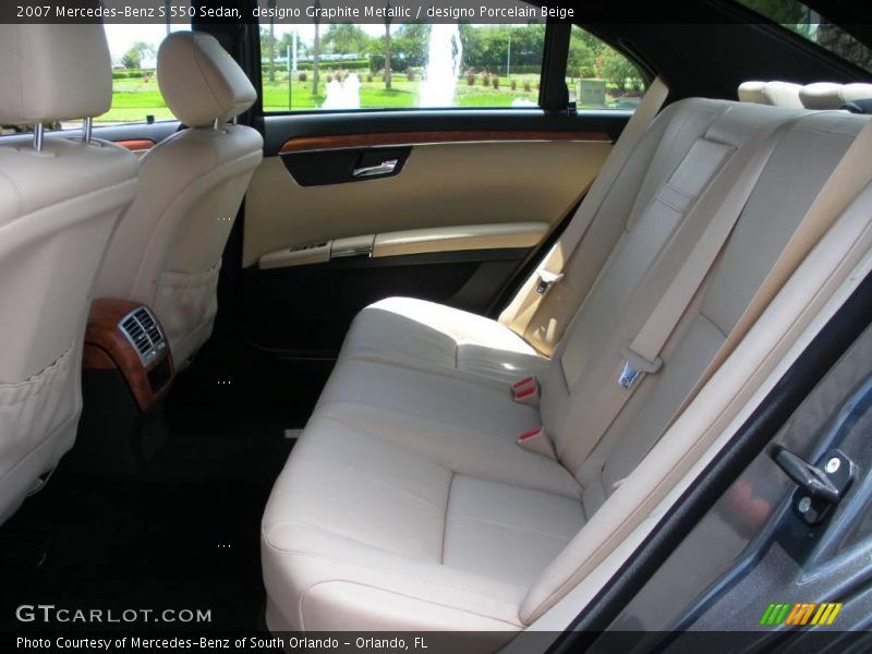 designo Graphite Metallic / designo Porcelain Beige 2007 Mercedes-Benz S 550 Sedan