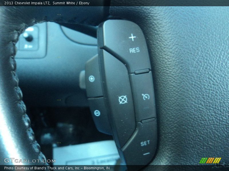Summit White / Ebony 2013 Chevrolet Impala LTZ