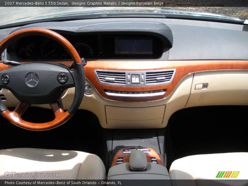 designo Graphite Metallic / designo Porcelain Beige 2007 Mercedes-Benz S 550 Sedan
