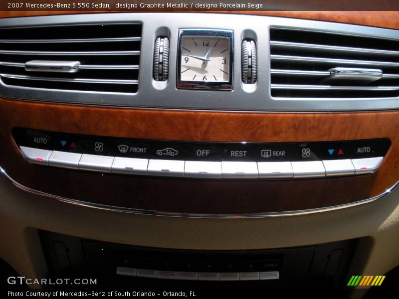 designo Graphite Metallic / designo Porcelain Beige 2007 Mercedes-Benz S 550 Sedan