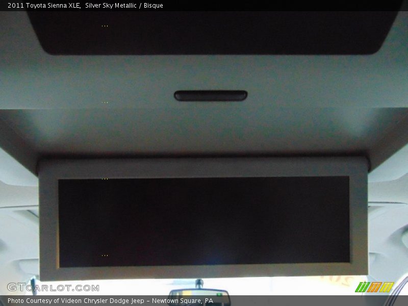 Silver Sky Metallic / Bisque 2011 Toyota Sienna XLE