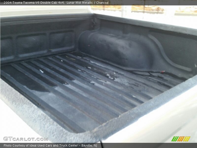 Lunar Mist Metallic / Charcoal 2004 Toyota Tacoma V6 Double Cab 4x4