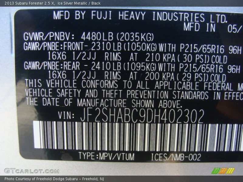 Ice Silver Metallic / Black 2013 Subaru Forester 2.5 X