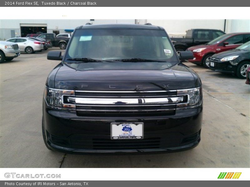 Tuxedo Black / Charcoal Black 2014 Ford Flex SE