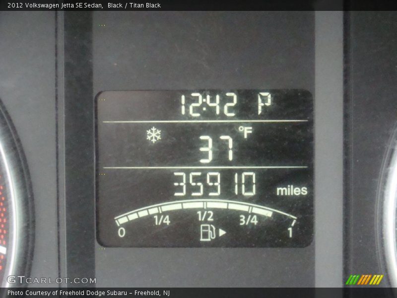 Black / Titan Black 2012 Volkswagen Jetta SE Sedan