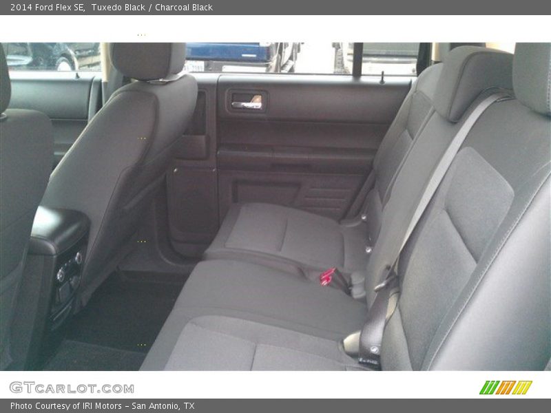 Tuxedo Black / Charcoal Black 2014 Ford Flex SE