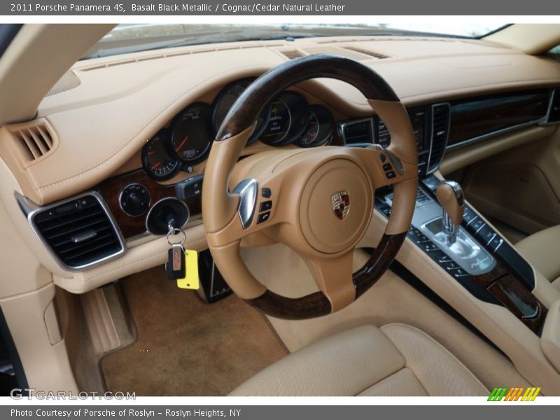 Basalt Black Metallic / Cognac/Cedar Natural Leather 2011 Porsche Panamera 4S