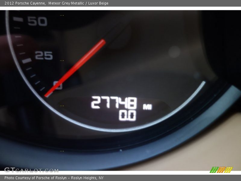 Meteor Grey Metallic / Luxor Beige 2012 Porsche Cayenne