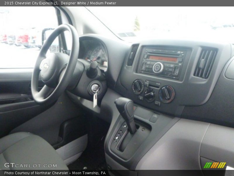 Designer White / Medium Pewter 2015 Chevrolet City Express LS
