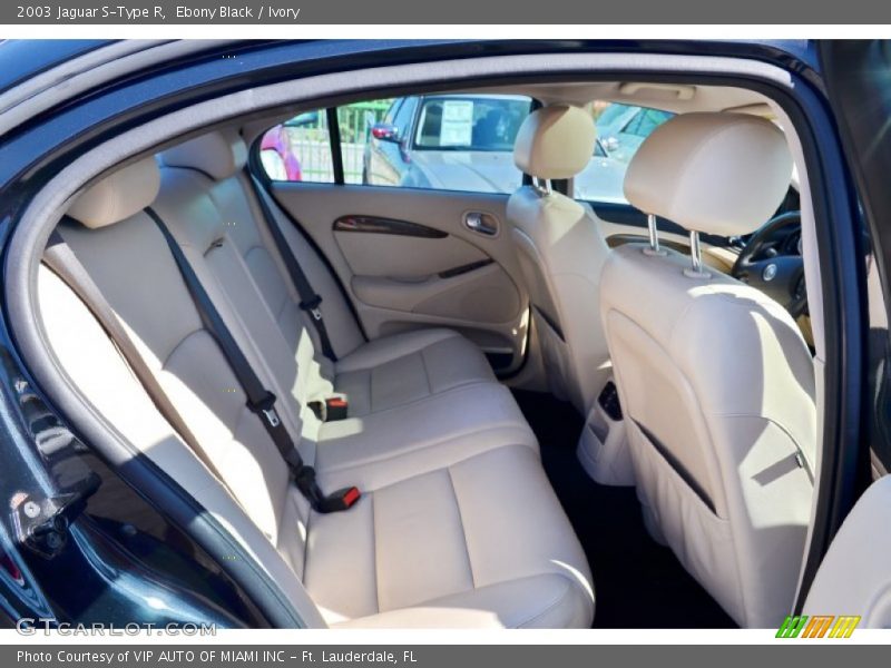 Ebony Black / Ivory 2003 Jaguar S-Type R