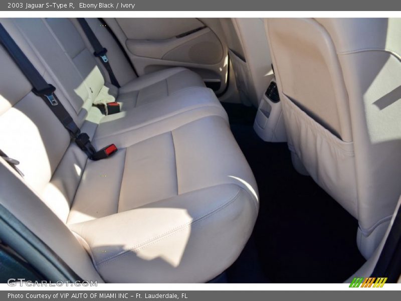 Ebony Black / Ivory 2003 Jaguar S-Type R