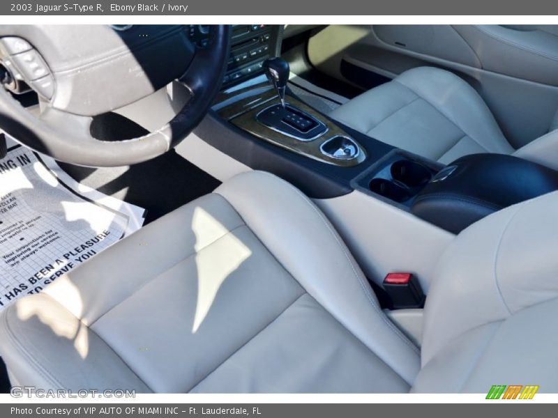 Ebony Black / Ivory 2003 Jaguar S-Type R