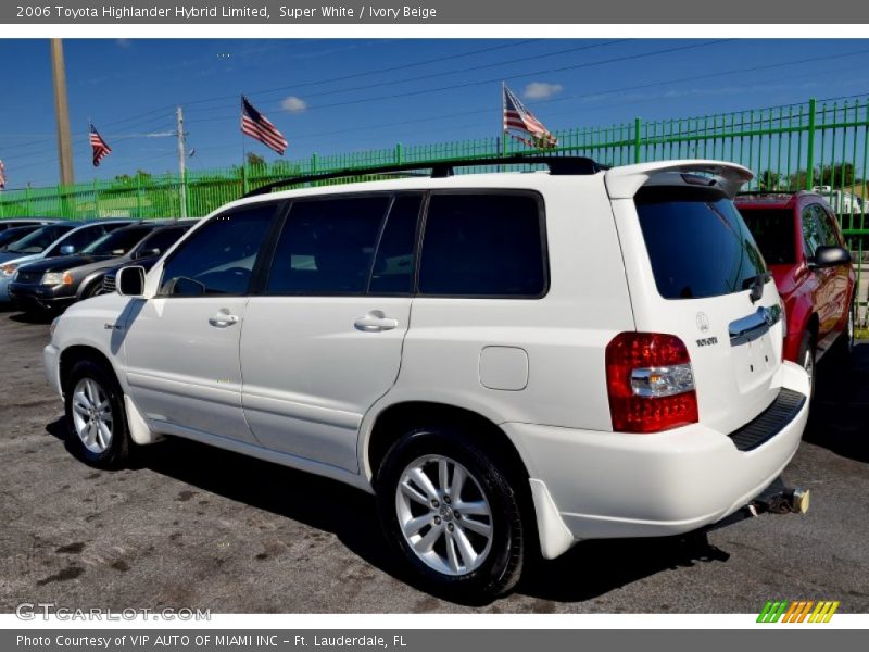 Super White / Ivory Beige 2006 Toyota Highlander Hybrid Limited