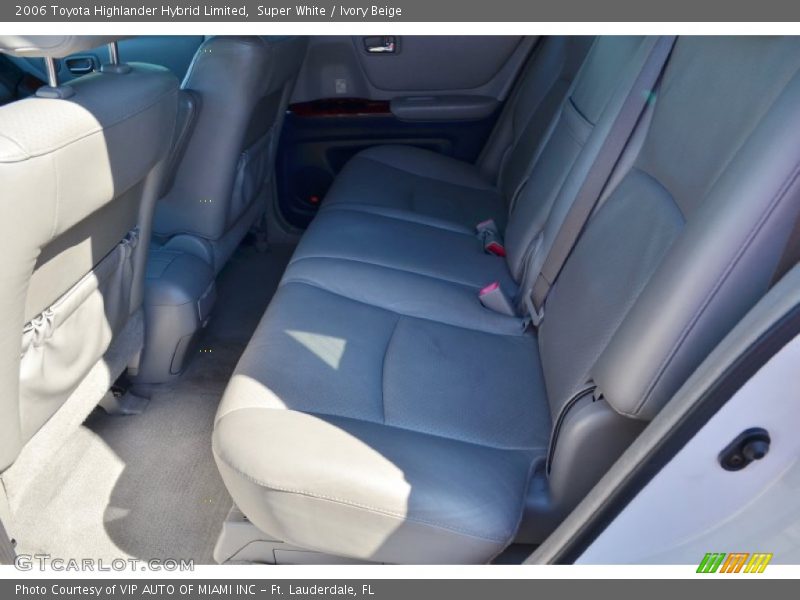 Super White / Ivory Beige 2006 Toyota Highlander Hybrid Limited