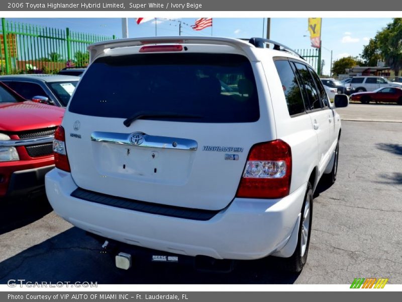 Super White / Ivory Beige 2006 Toyota Highlander Hybrid Limited